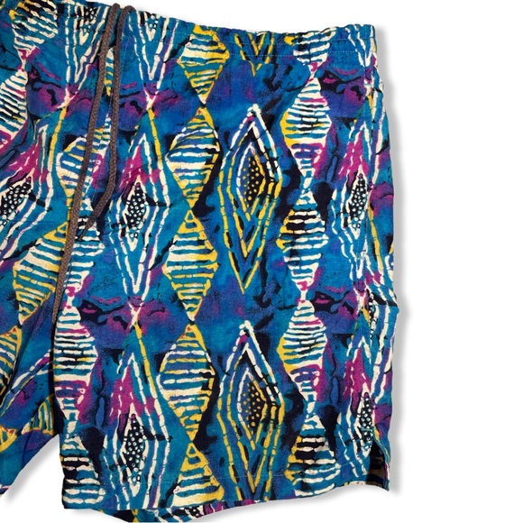 Vintage 90s Pattern Trunks/Shorts - Picture 3 of 4
